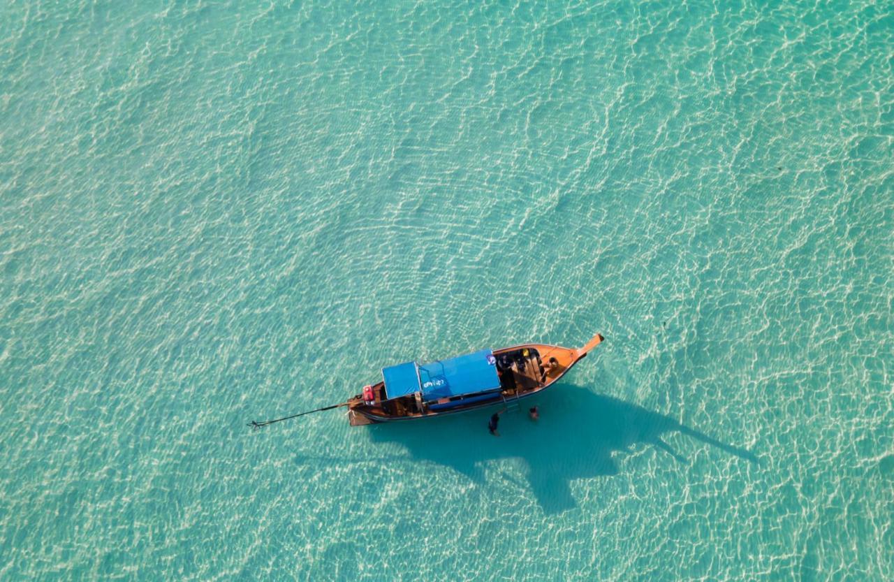 Chareena Hill Beach Resort Koh Lipe Buitenkant foto